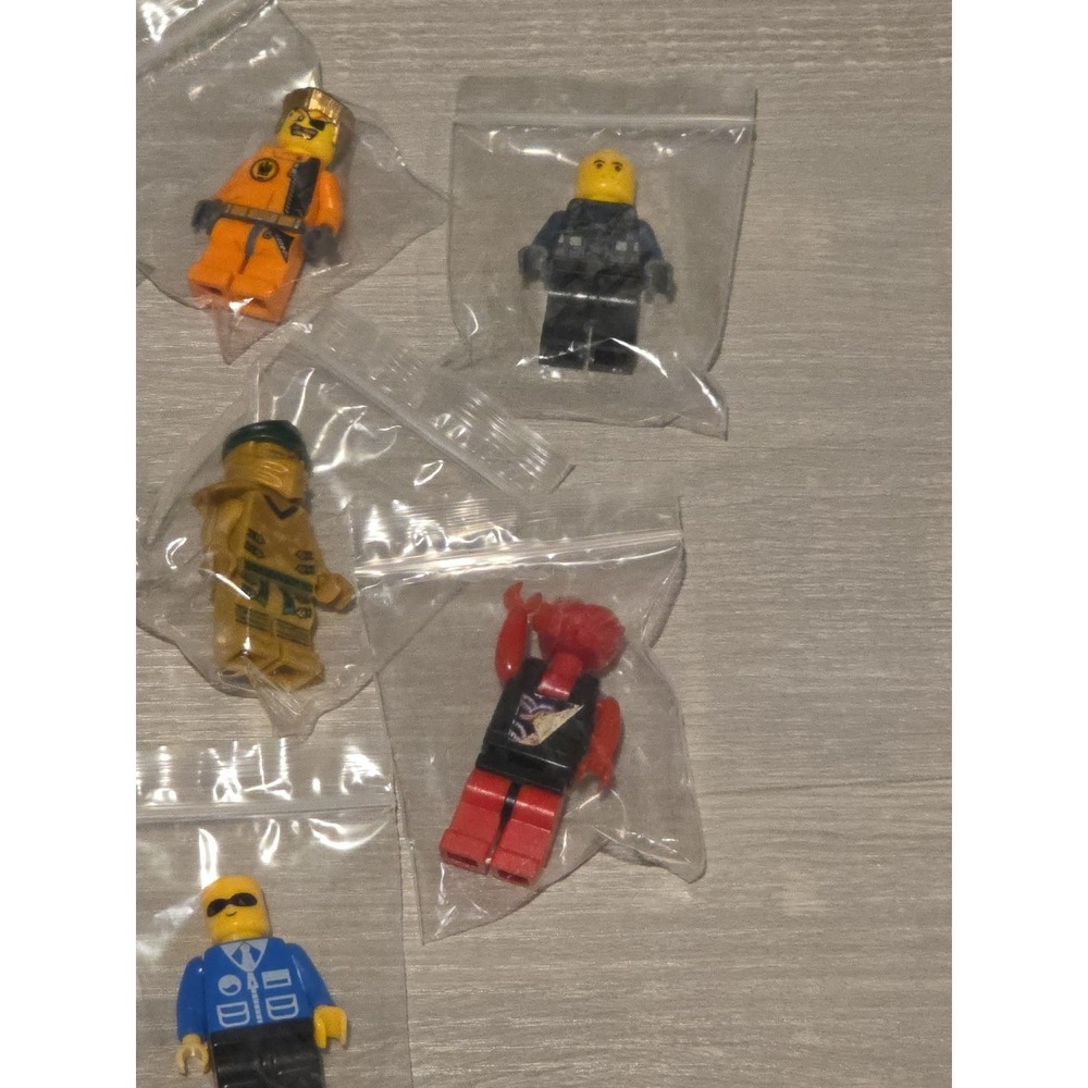 LEGO Minifigures‎ Lot of 14 Assorted Figures Including Vintage Minifig - Picture 6 of 7
